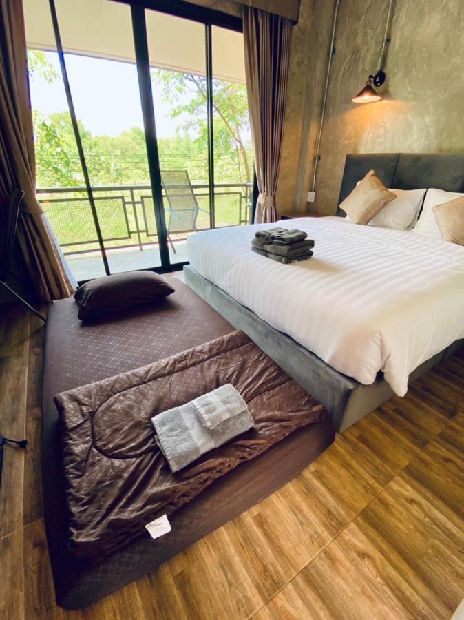บ้านต้นไม้โฮมสเตย์อุทัยธานี Exterior foto